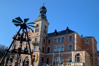 "2G ist weder Fisch noch Fleisch" - Weihnachtlich sieht es wohl aus in Stollberg. Doch die Händler kämpfen mit Umsatzeinbußen.