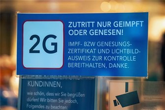 2G-Regel: Handelsketten schreiben Protestbrief an Minister - Gilt für weite Teile des Einzelhandels, inzwischen aber nicht mehr in allen Ländern: die 2G-Regel. 