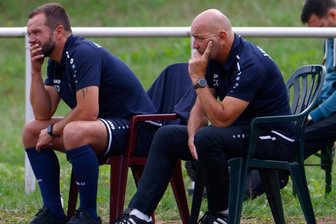 3-4-3 oder 4-4-2: Hauptsache, die Punkte bleiben in Glauchau - Coach Karsten Oswald (links) und Co-Trainer Heiko Dippmann machen sich vor jedem Spiel des Fußball-Landesligisten VfB Empor Glauchau Gedanken, welche Taktik und welches System den größten Erfolg verspricht.