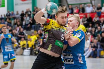 3. Handball-Liga: SV 04 Oberlosa plant Aufholjagd - Selbstbewusst und mit voller Kapelle fährt der SV 04 Oberlosa (am Ball Sebastian Naumann) zum ersten Spiel des Jahres nach Baden-Baden.