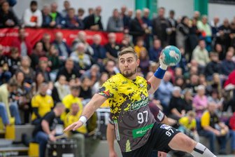3. Handball-Liga: SV 04 Oberlosa vor wichtigem Kellerduell - Sebastian Naumann und der SV 04 Oberlosa hoffen darauf, dass sie am Samstag mit den eigenen Fans einen Sieg feiern können.