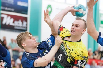 3. Liga Handball: SV 04 Oberlosa zähmt die jungen Löwen - Oberlosas Matevž Kunst erzielte mit zehn Treffern fast ein Drittel aller SV04-Tore gegen die zweite Mannschaft der Rhein-Neckar Löwen.
