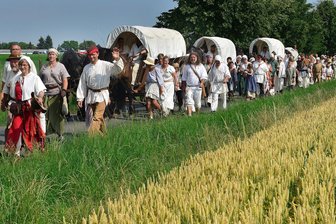 30. Besiedlungszug startet im Juni: Noch freie Plätze für das Abenteuer im Mittelalter - Der Historische Besiedlungszug ist in diesem Jahr vom 29. Juni bis 7. Juli unterwegs.