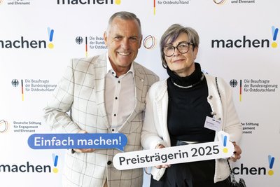 Bei der Preisverleihung in Berlin: Klaus-Peter Drechsel und Elke Schwarz.