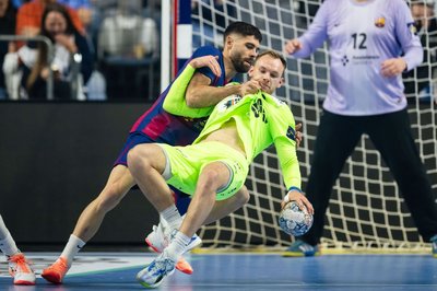 Welthandballer Mathias Gidsel traf gegen Barcelona erst nach 25 Minuten zum ersten Mal. 