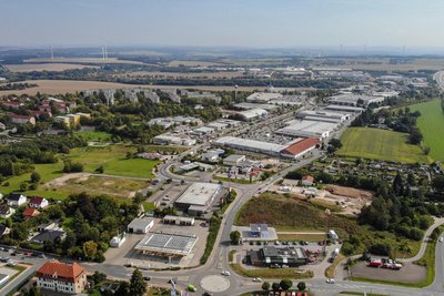Blick auf das Gewerbegebiet. Die Polizei meldet zwei Einbrüche an der Seiferitzer Allee.