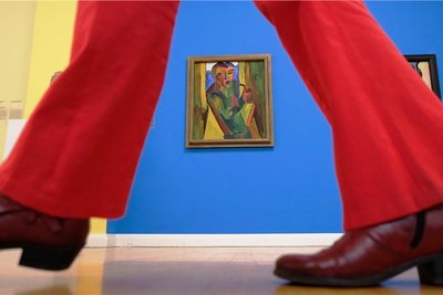 Gehört jetzt den Chemnitzer Kunstsammlungen: das Bild "Junger Mann mit Pfeife" von Karl Schmidt-Rottluff. 