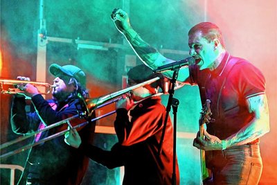 Die Band Rantanplan mit Sänger und Gitarrist Torben Meissner. 