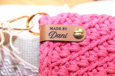 Ein eigenes Label ziert die handgefertigten Produkte von Daniela Ehmer.