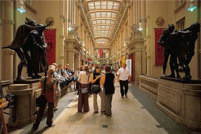 Die Mädler-Passage mit dem Eingang zum Restaurant "Auerbachs Keller" steht für die klassischen Reiseziele in Leipzig. Die Stadt punktet aber auch mit ihrer vielfältigen Kulturszene. 