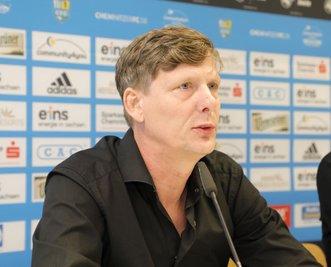 Aufsichtsratschef Uwe Bauch sagt: "Dieser Schritt tut allen himmelblauen Fans weh, er ist auch für die Stadt Chemnitz sehr traurig."