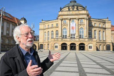 Architekt Jochen Krüger sieht das Chemnitzer Schauspiel in seiner Existenz bedroht und hält den Plan, es für 20 Millionen Euro ins Zentrum an die Oper zu holen, für unrealistisch.