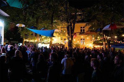 Traditionell wird beim Reggae-Festival gemeinsam „One Love“ von Bob Marley gesungen.
