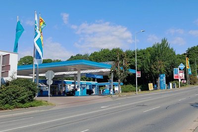 1,91 Euro pro Liter Super: An der Aral-Tankstelle an der Trockentalstraße herrschte am Mittwoch gegen 9 Uhr wenig Betrieb.