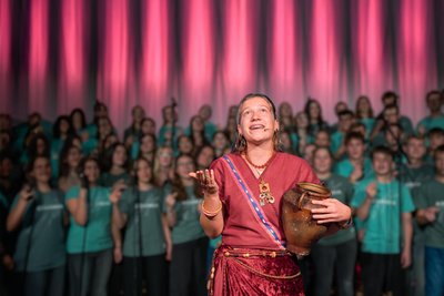 „Treffpunkt Brunnen - Jesus und die Frau aus Samarien“ ist ein Musical, das von Teenagern geprobt und in Mittweida und Hainichen aufgeführt wird.