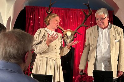Silke Führich und Reinhardt Schuchart gestalten die Lesung über das Leben von Karl Stülpner.