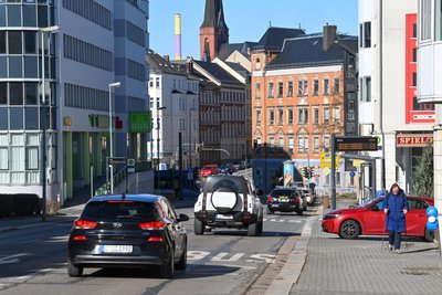 Blick auf die Clausstraße und jenen Abschnitt, der ab 9. März gesperrt ist.
