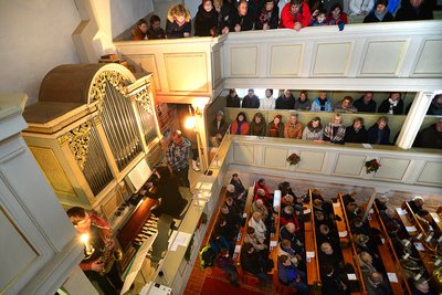 Unbekannte haben sich in der Dorfkirche Ringethal an der Orgel zu schaffen gemacht, sodass der Klang des Orgelwerkes beeinträchtigt ist.