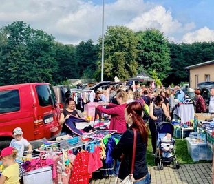Seit 2018 stößt der Kinderflohmarkt in Limbach-Oberfrohna auf große Resonanz. Schon jetzt haben sich gut 100 Verkäufer angemeldet. 