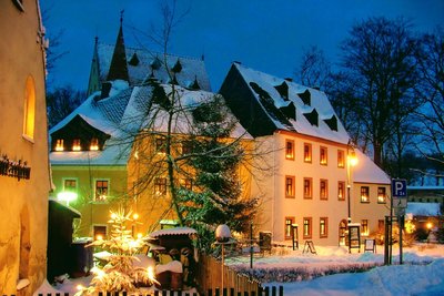 Im Schloss Schlettau erklingt am Samstag besinnliche und festliche Weihnachtsmusik.