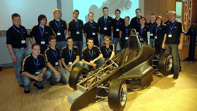 
              <p class="artikelinhalt">Präsentation des Rennwagens für die "Formula Student" an der Hochschule Mittweida.</p>
            