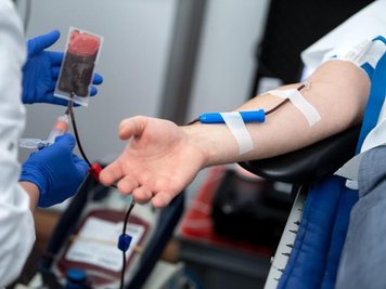 Blutspender sollten sich durch Corona-Epedimie nicht abschrecken lassen. Das Infektionsrisiko für Blutspender sei aber sehr gering.