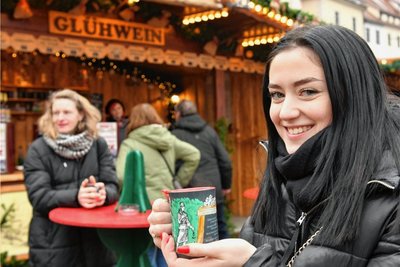 Annabell Fischer ist gern auf dem Freiberger Christmarkt. 