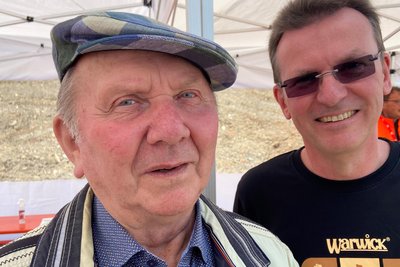 Günter Fickert aus Falkenstein mit seinem Schwiegersohn Ludwig Pohlandt.