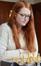 Natalie Kanakova gewann bei der Doppelrunde beide Partien gegen starke Konkurrentinnen.