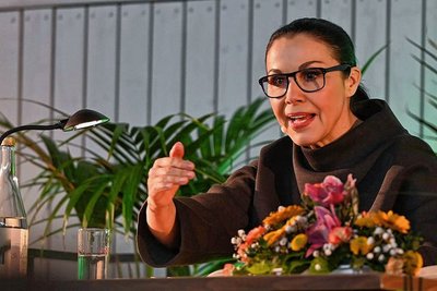 Katrin Weber offerierte in Mittweida ihre Erinnerungen auf humorige Art.