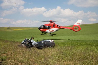 Der Mann wurde schwer verletzt ins Krankenhaus geflogen.