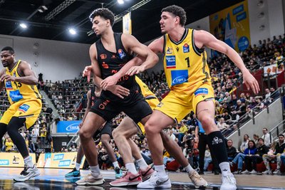 ROMAN BEDIME: Musste als Big Man ran, als Jonas Richter und Eddy Edigin Mitte des zweiten Viertels mit drei Fouls auf die Bank mussten. Hatte gegen die physisch starken Ludwigsburger einen schweren Stand. Note: 3.