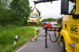 32-Jähriger überschlägt sich mit Auto -