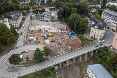 Die Wilischstraße (links) in Annaberg bleibt weiter gesperrt.