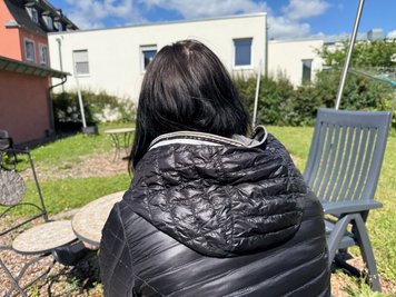 Die Zahl der wohnungslosen Frauen steigt.