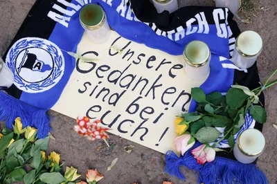 Auch Fans von Arminia Bielefeld waren bei der Tat angegriffen worden. (Archivbild)