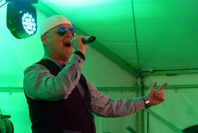 Für Live-Musik sorgte am späten Abend ein Double von DJ Ötzi.