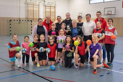 Der Nachwuchs des Burgstädter Handballs ist der Stolz von Ingrid Schubert. Seit mehr als 25 Jahren trainiert sie die Jugendmannschaften in der Halle im Sportzentrum.