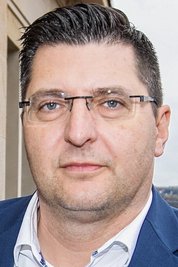 Als Landrat stehe er in der Pflicht, Vorsorgemaßnahmen zu treffen. Populismus-Vorwürfe weist Thomas Hennig zurück.