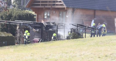 Gegen 15 Uhr brannte am Montag an der Herzoghöhe in Wittgensdorf eine Gartenlaube.