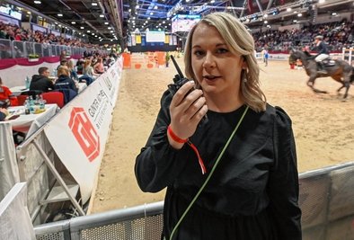 Stefanie Schöniger ist bei den Veranstaltungszentren C3 für die Organisation des dreitägigen Reit-Events verantwortlich.