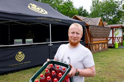 Caterer Thomas Riedel gehört zu den Koordinatoren für das Cateringangebot zur Festwoche.