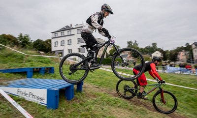 Wer will, kann bei der "Straßenschlacht" in Limbach-Oberfrohna auch abheben.