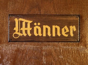 Was macht einen Mann zum Mann? Dazu hat Schauspieler Hannes Jaenicke ziemlich genaue Vorstellungen.