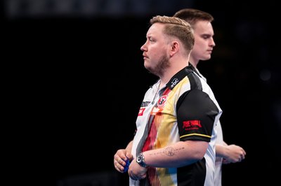 Martin Schindler (vorne) und Ricardo Pietreczko mussten sich im Viertelfinale der Team-WM geschlagen geben.
