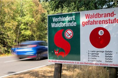 In anderen sächsischen Gebieten ist die Warnstufe 5 ausgerufen worden. Im Vogtland: Warnstufe 4.