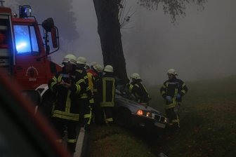 33-jähriger Autofahrer stirbt nach Unfall auf B171 -