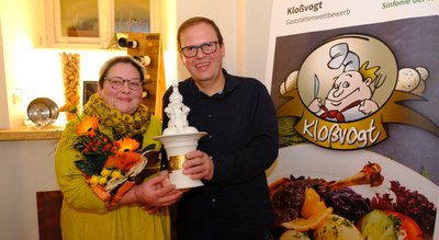 Kerstin und Stefan Fischer vom Gasthof Wetzdorf aus Thüringen haben den Kloßvogt-Pokal 2019 gewonnen.