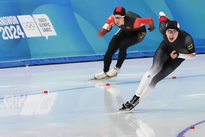 Sein Talent stellte Finn Sonnekalb (rechts) schon einmal im Zeichen der Olympischen Ringe unter Beweis: Bei den Youth Olympic Games 2024 in Südkorea gewann der Erfurter gleich drei Goldmedaillen.