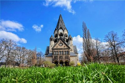 Die Lutherkirche an der Zschopauer Straße. Gegründet wurde die Gemeinde 1900. 